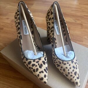 New Steve Madden leopard print heels. Size 6.5